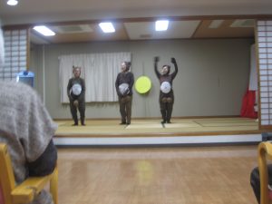 たぬきの踊り