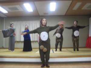 たぬきの踊り