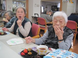 試食